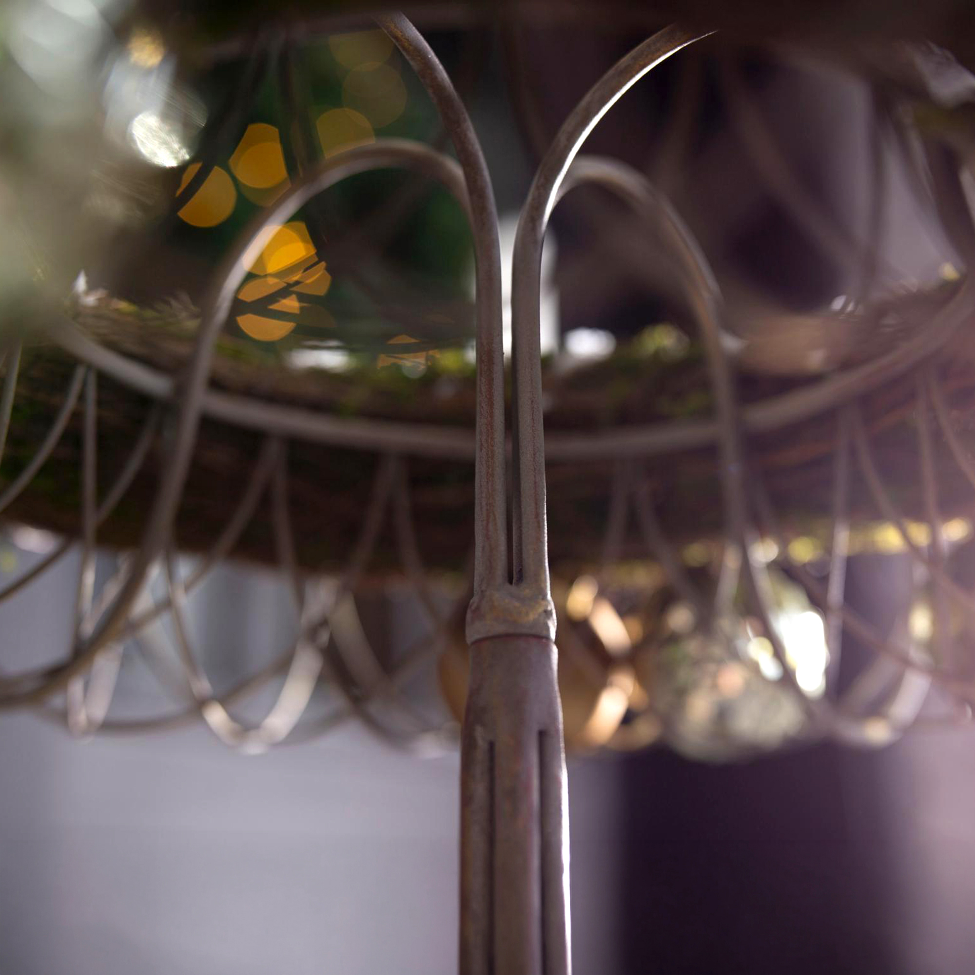 Kranzständer "Shabby-Chic"  im Frank Flechtwaren Online Shop für Vintage-Flair im Weihnachtsgarten kaufen