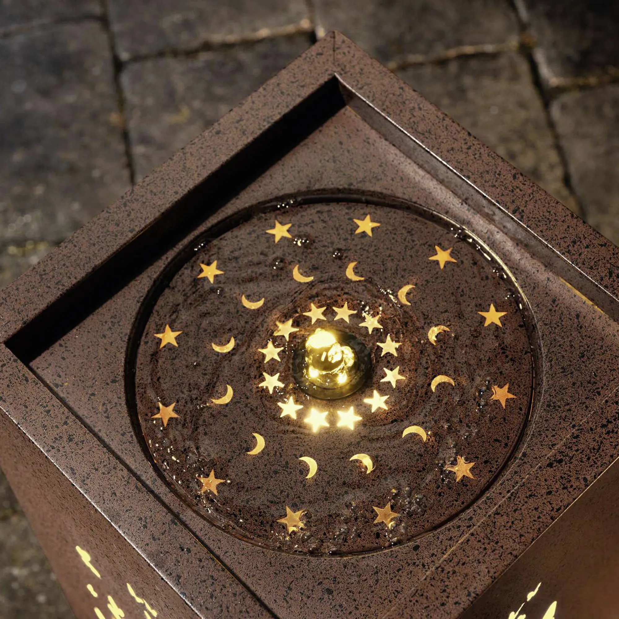 LED-Brunnen "Blumenwiese"  im Frank Flechtwaren Online Shop für Rostdeko für Ihren Garten kaufen