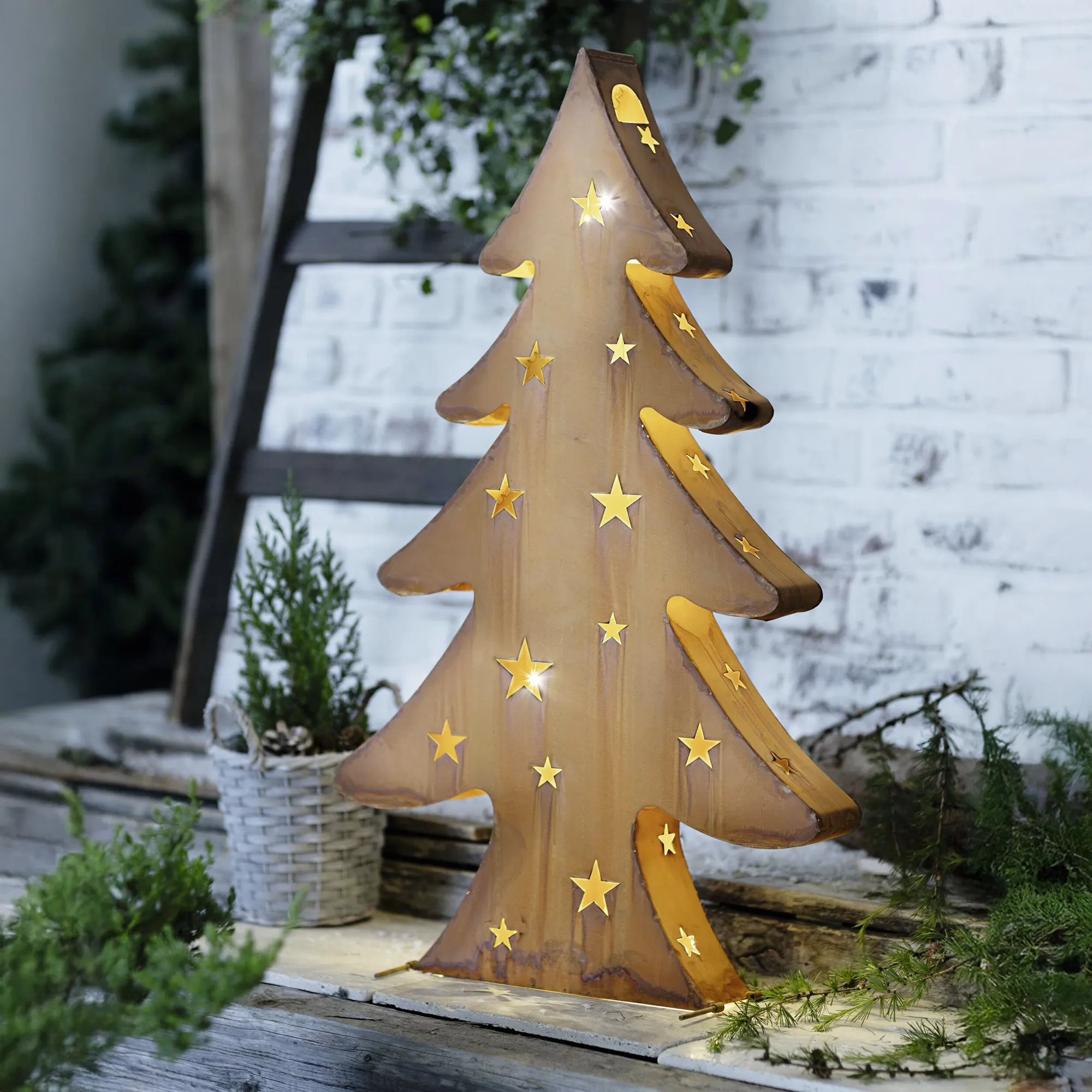 LED-Deko "Tanne", groß  im Frank Flechtwaren Online Shop kaufen