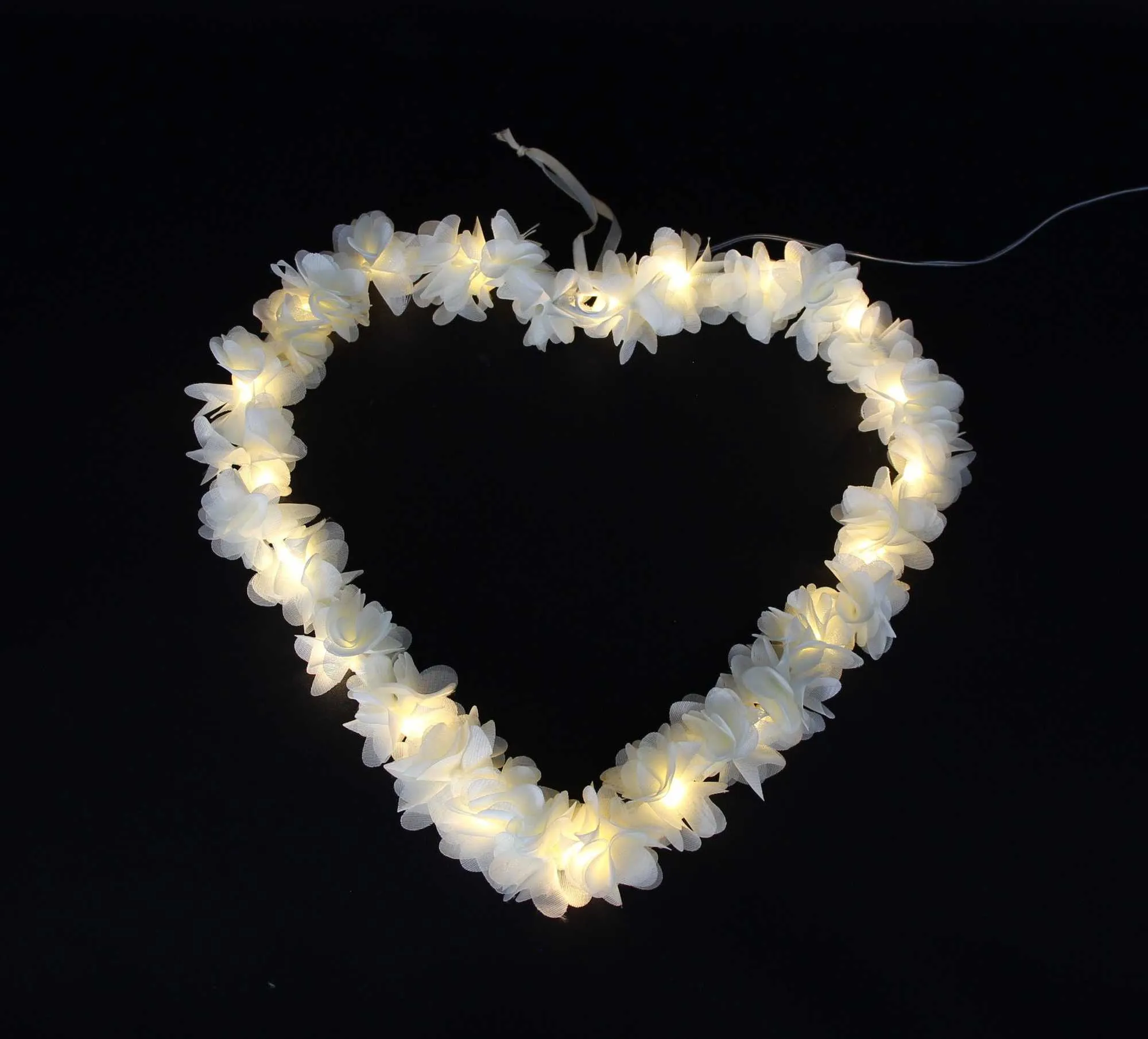 LED-Hänger "Blütenherz"  im Frank Flechtwaren Online Shop für Österliche Dekohänger kaufen