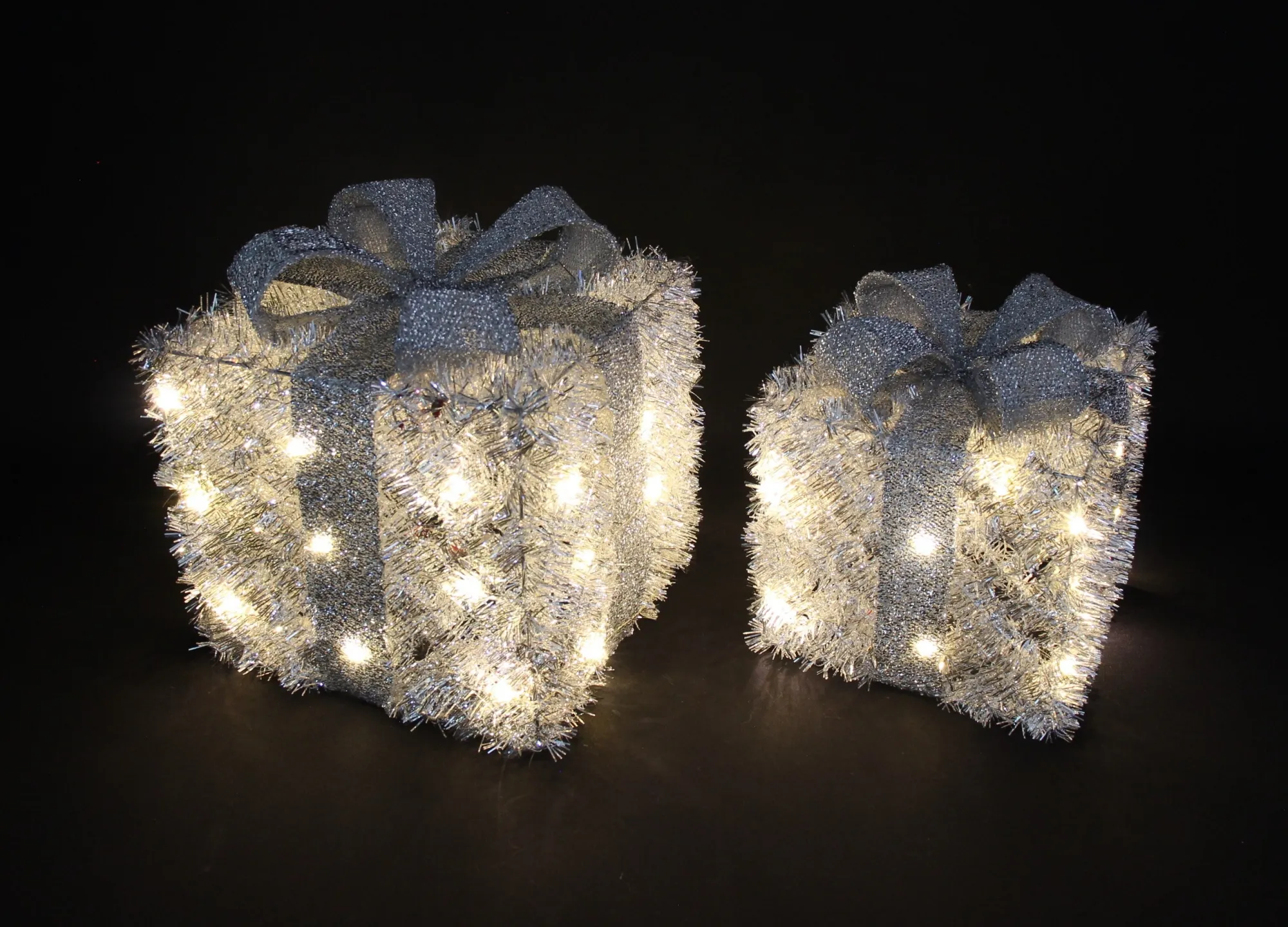 LED-Geschenk "Silberglimmer", 2er Set  im Frank Flechtwaren Online Shop für Weihnachtliche LED-Deko kaufen
