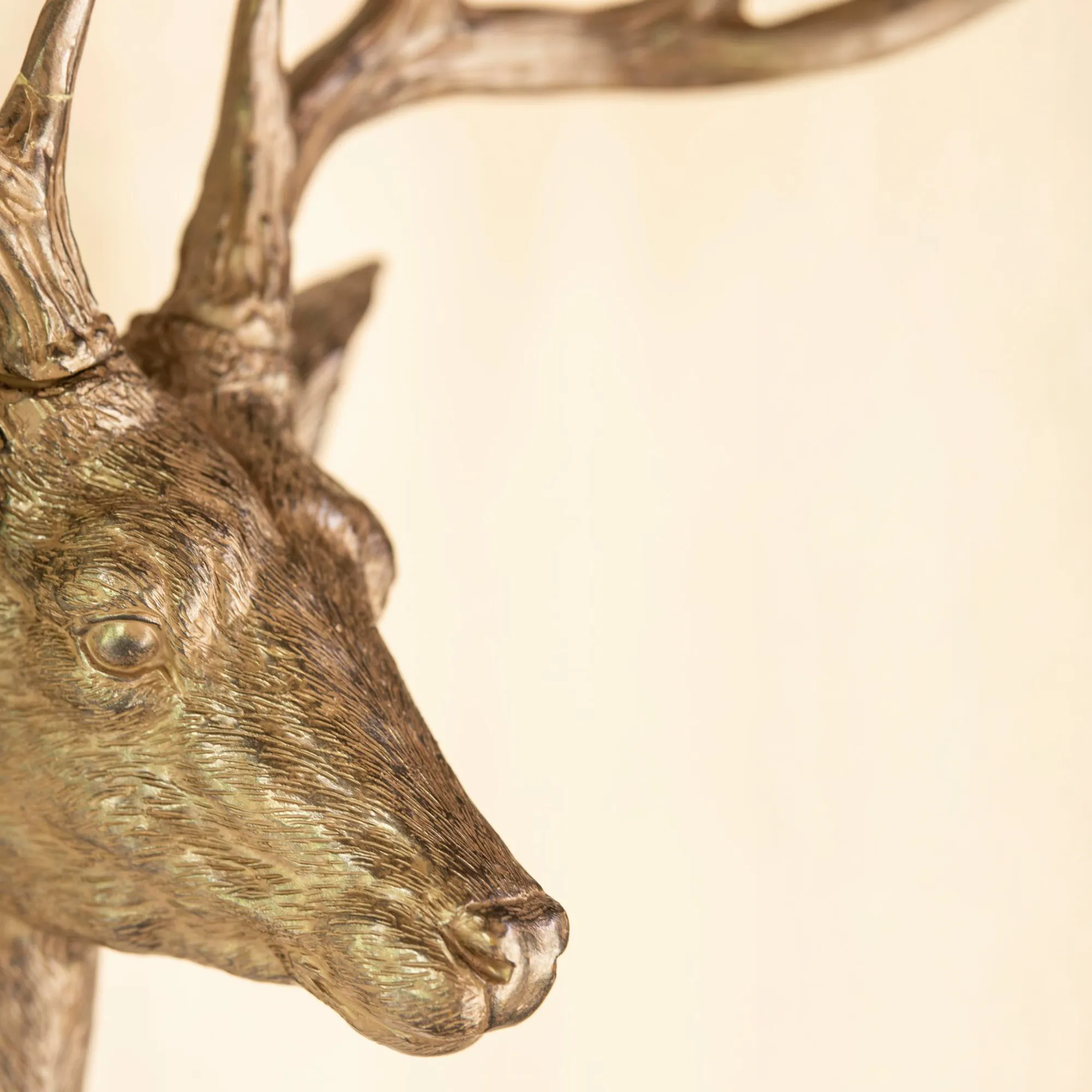 Deko-Hirsch "Golden", 2er Set  im Frank Flechtwaren Online Shop für For Animal Lovers kaufen