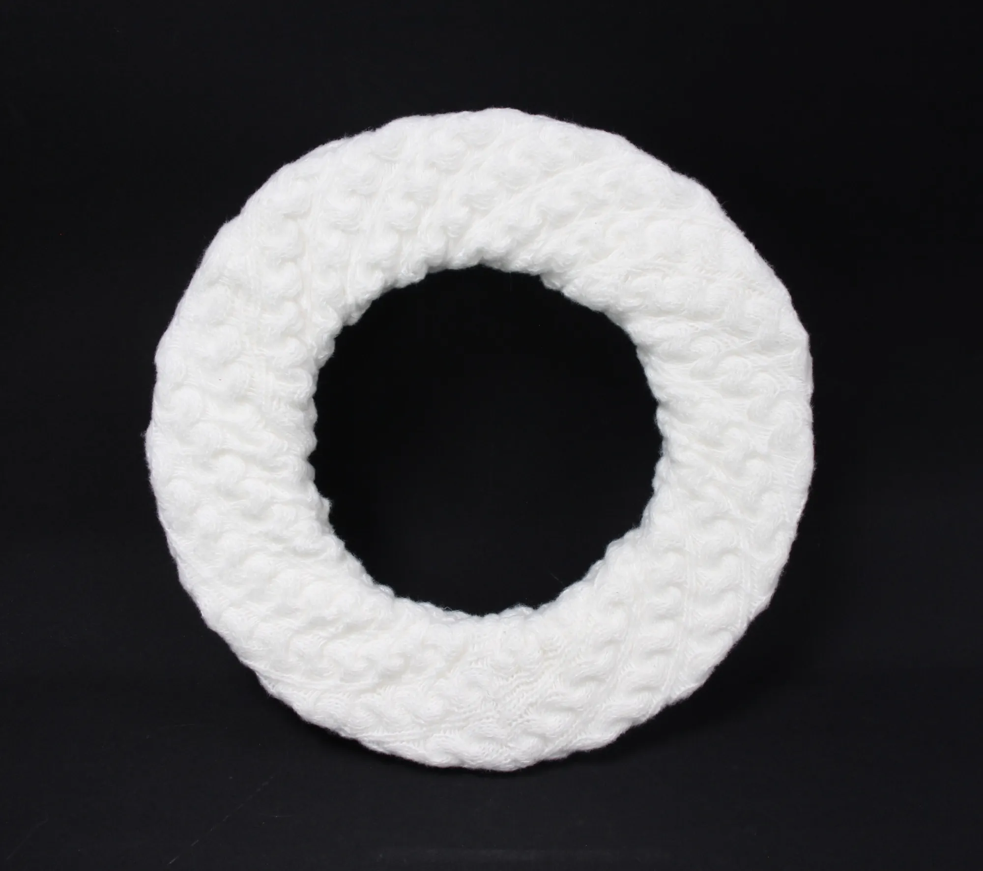Kranz "Kuschelstrick"  im Frank Flechtwaren Online Shop für Weihnachtliches Chalet kaufen