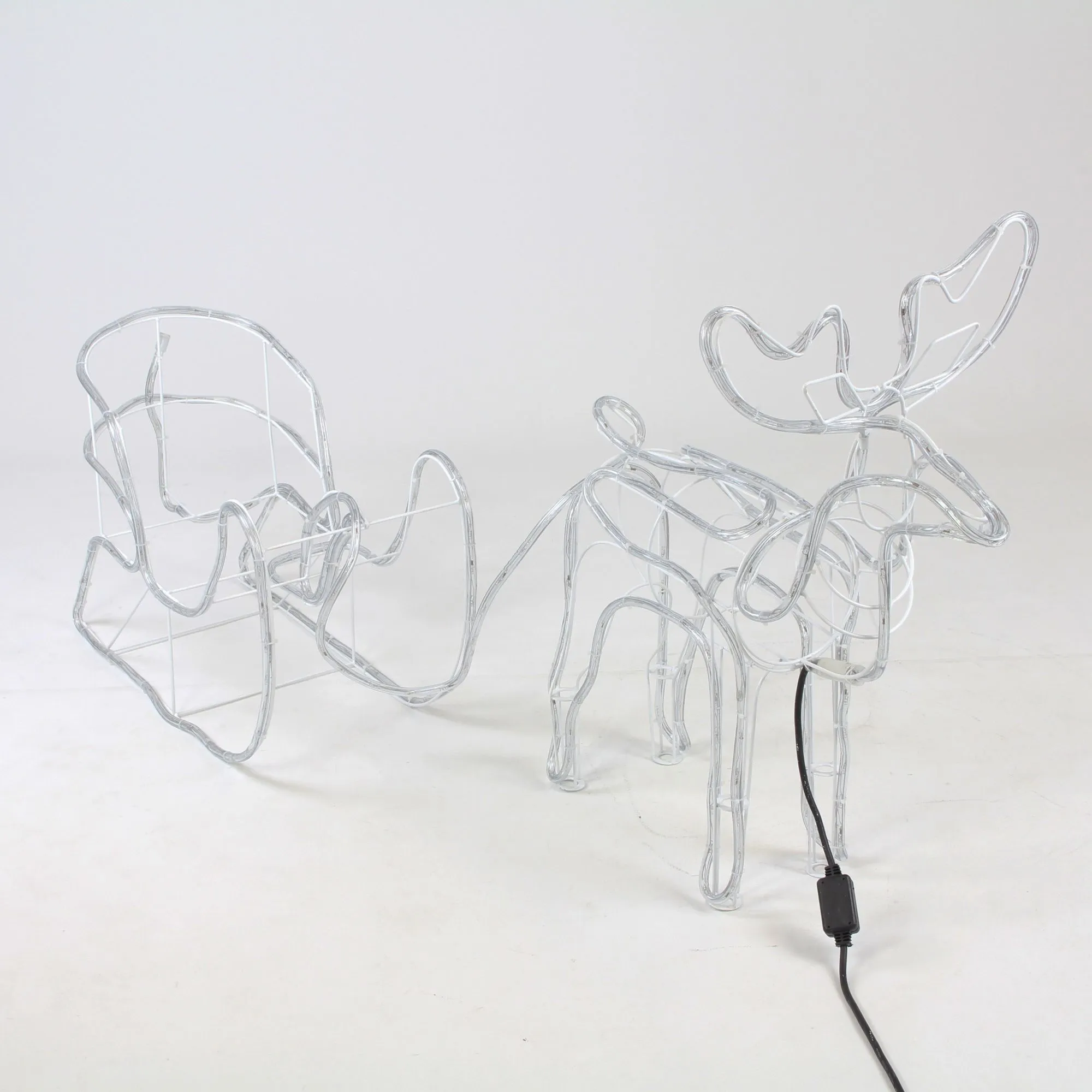 LED-Deko "Rentier mit Schlitten"  im Frank Flechtwaren Online Shop für Schlitten kaufen
