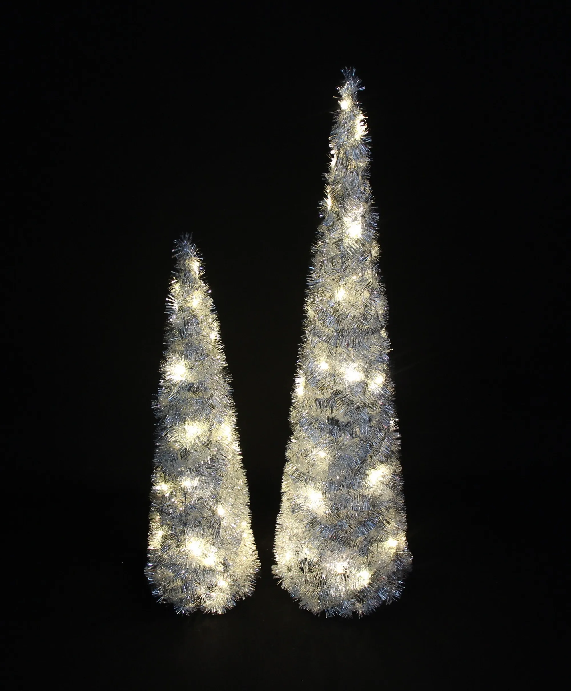 LED-Kegel "Silberglimmer", 2er Set  im Frank Flechtwaren Online Shop für Weihnachtliche LED-Deko kaufen