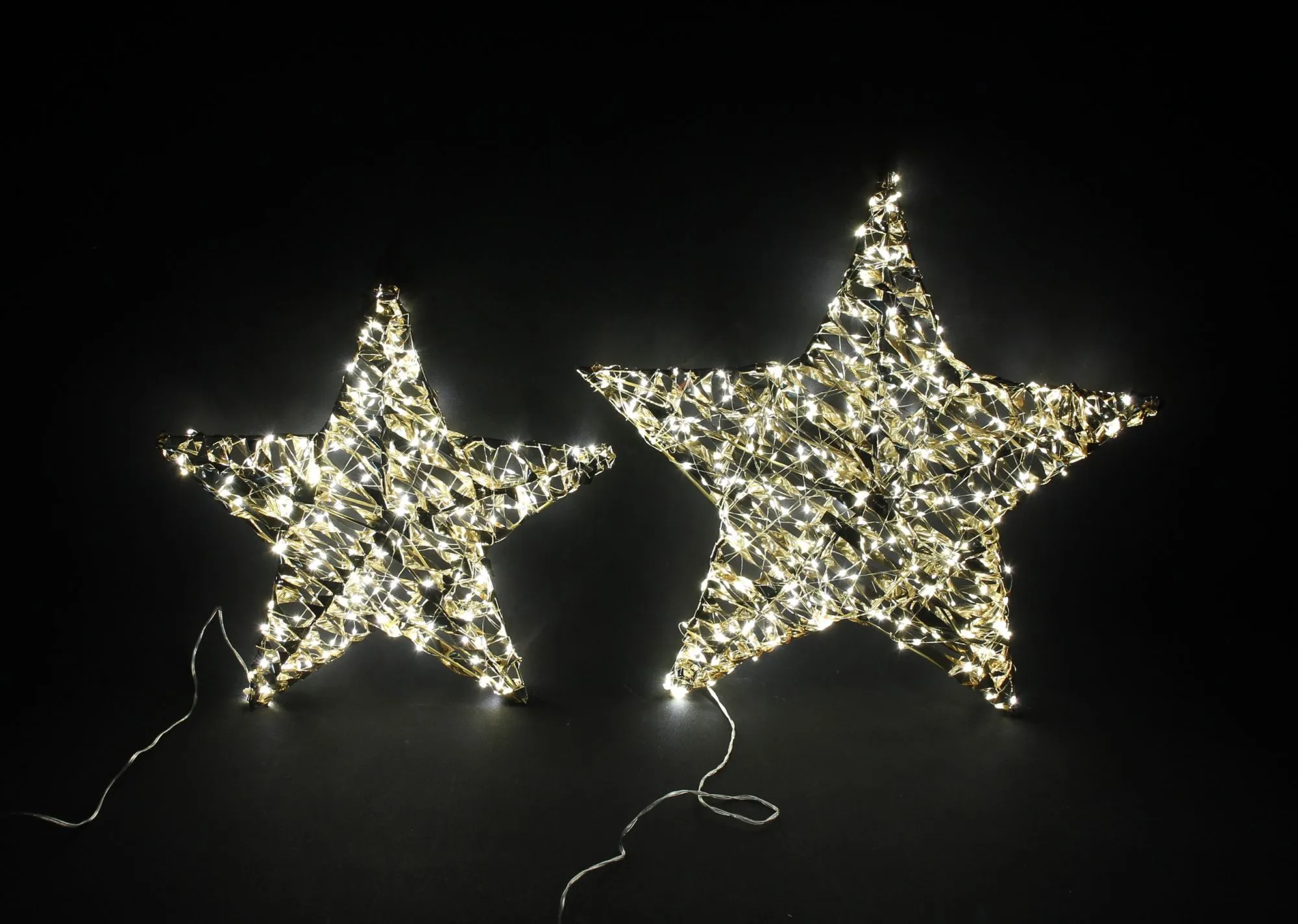 LED-Stern "Golden", 2er Set  im Frank Flechtwaren Online Shop für Gold &amp; Schwarz kaufen