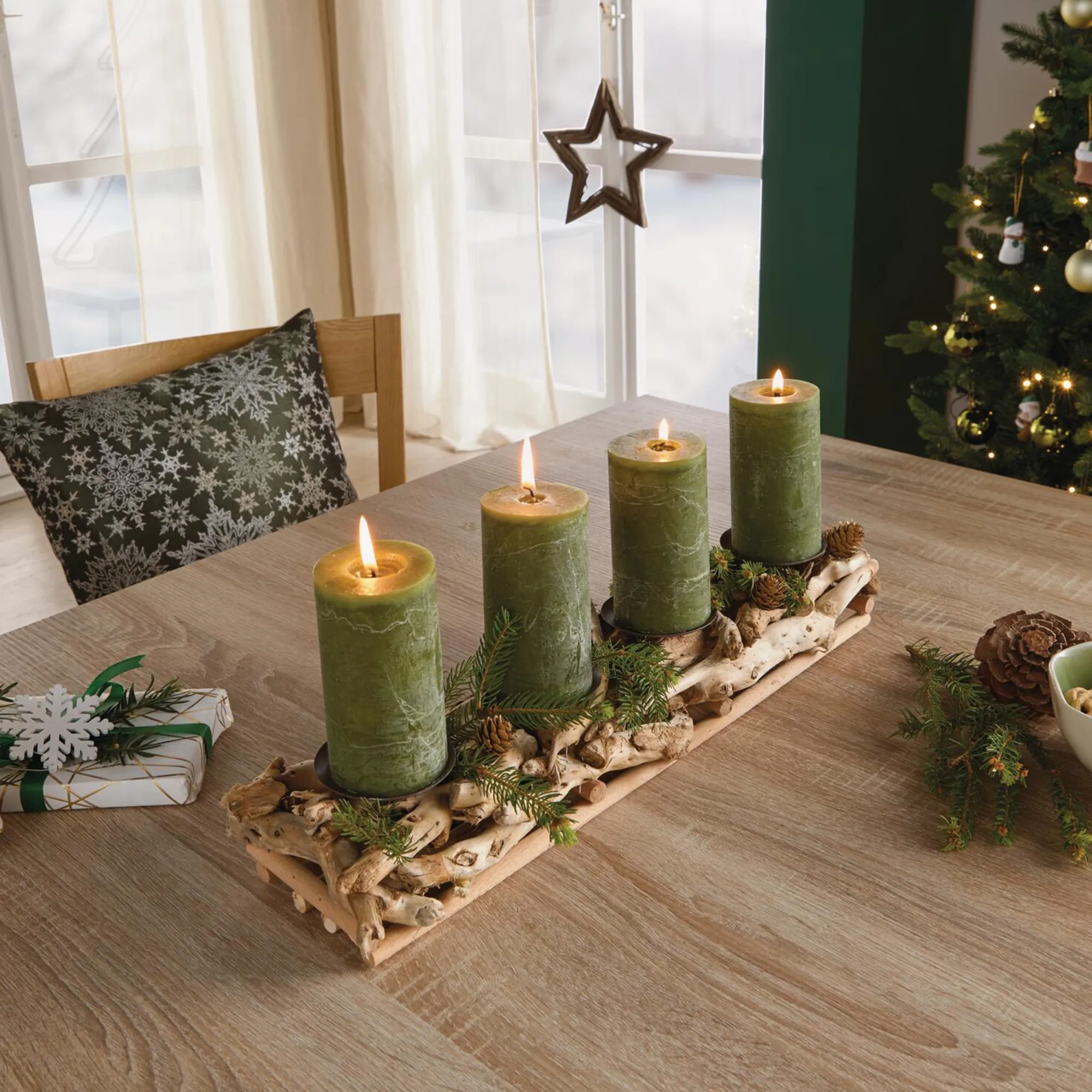 Adventskränze & -gestecke
