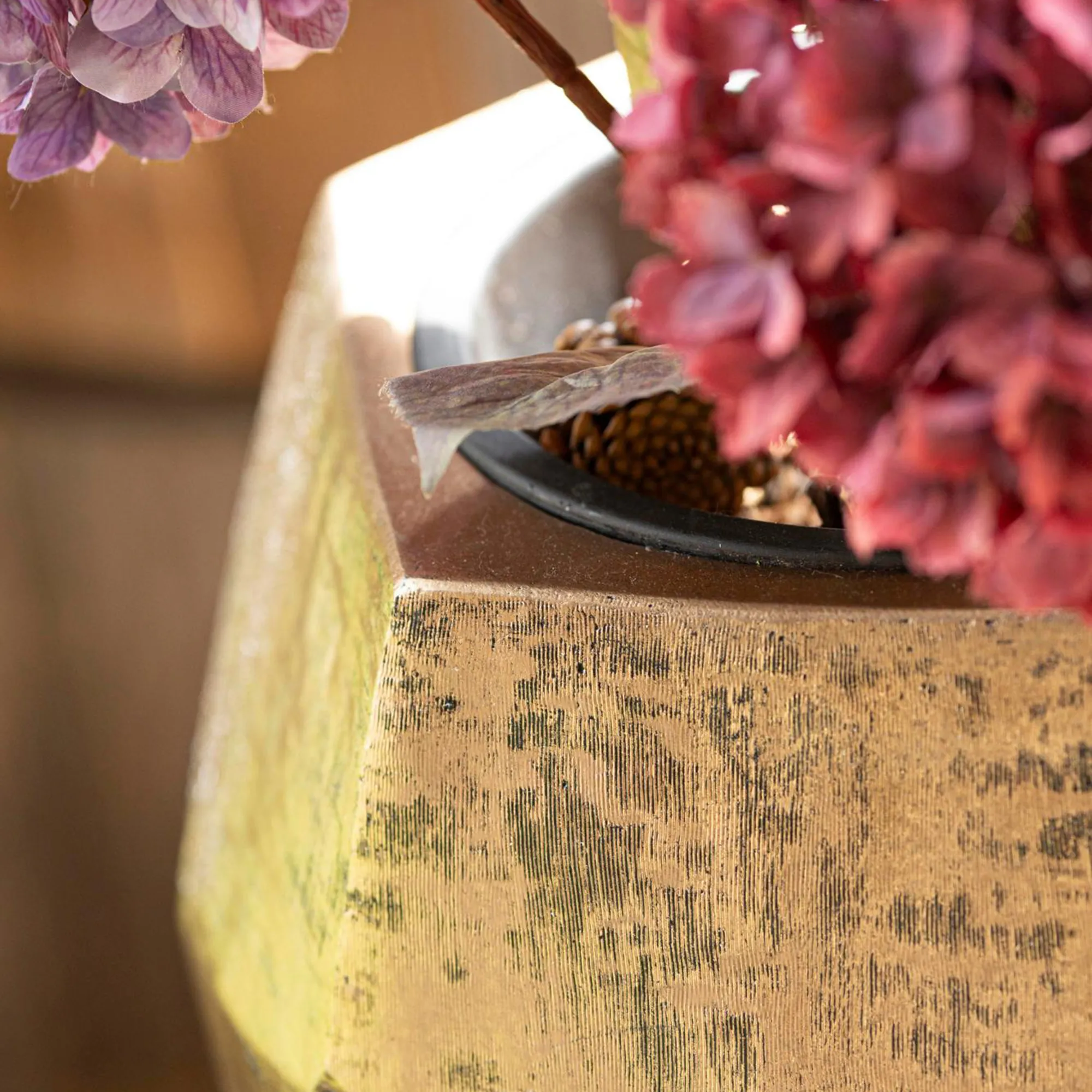 Übertopf "Shades of Gold"  im Frank Flechtwaren Online Shop für Weihnachtliches Chalet kaufen