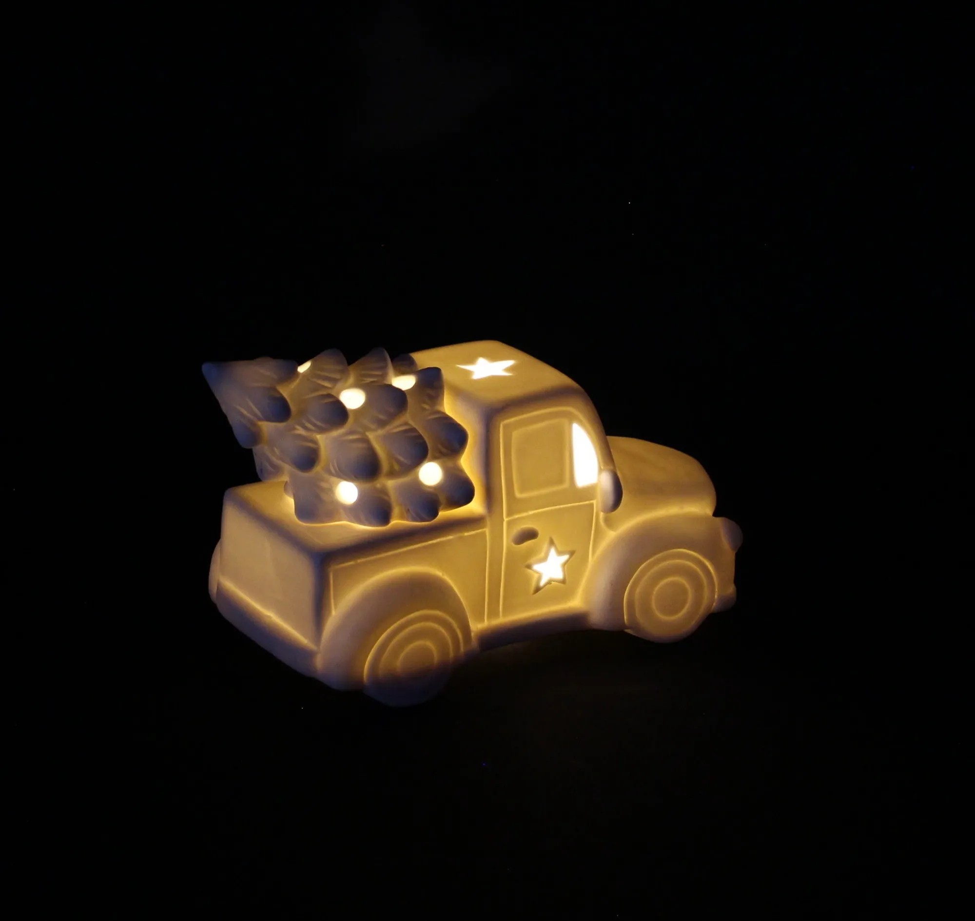 LED-Auto "Tannenbaum"  im Frank Flechtwaren Online Shop für Weihnachtliche LED-Deko kaufen