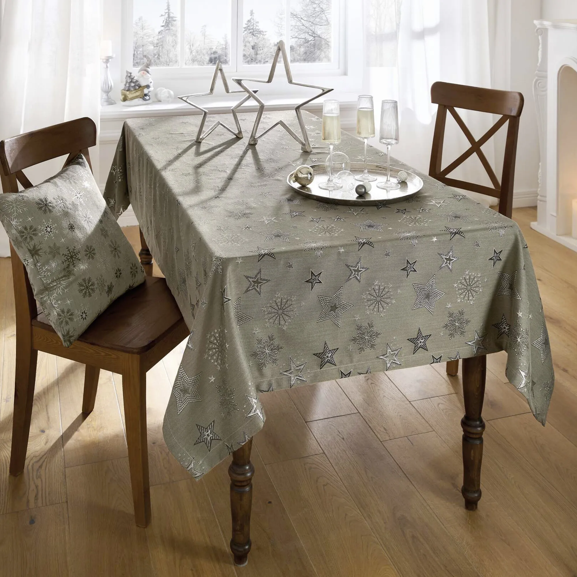Tafeldecke "Shiny Christmas"  im Frank Flechtwaren Online Shop kaufen