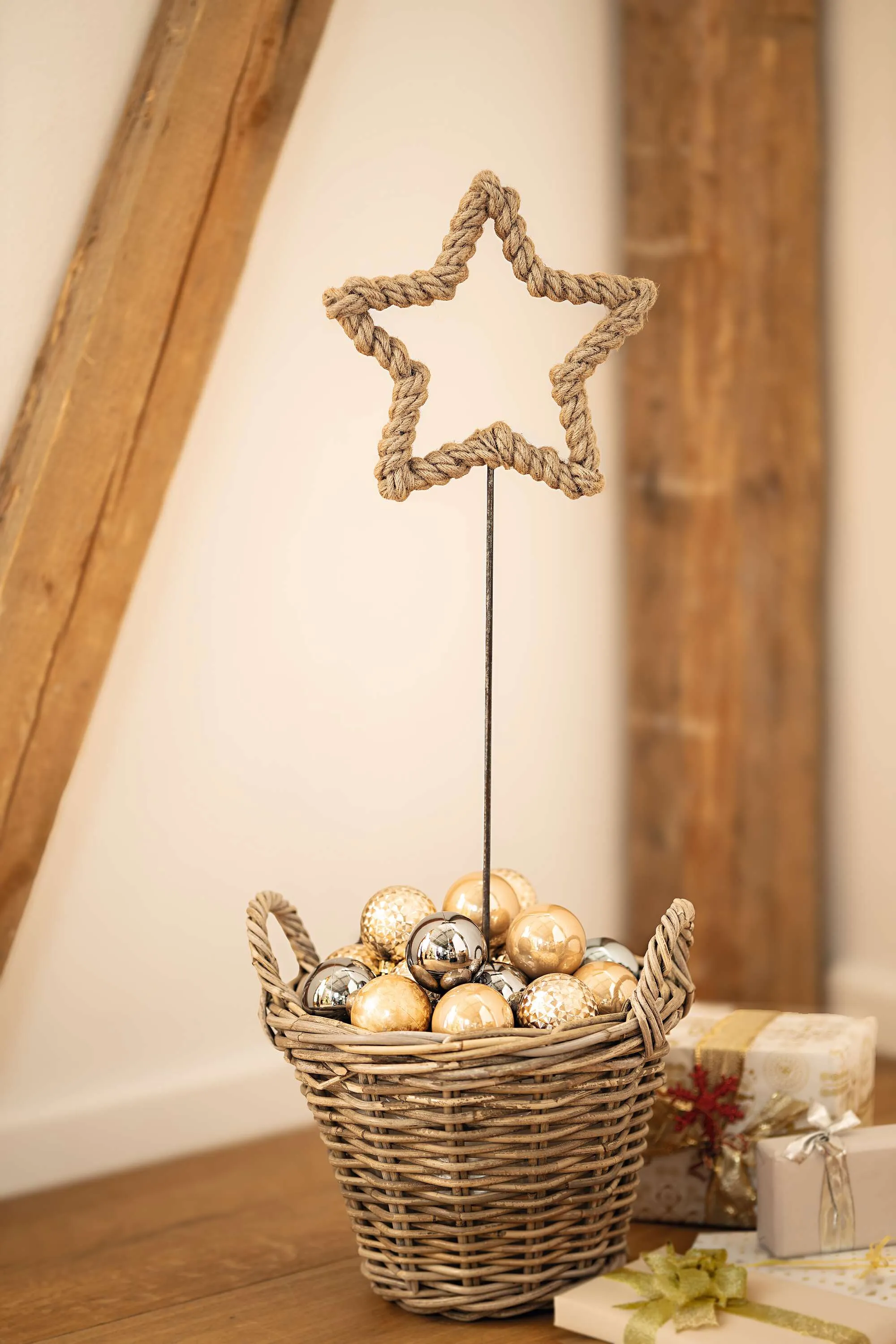 Stecker "Stern", natur  im Frank Flechtwaren Online Shop für Weihnachtliches Chalet kaufen