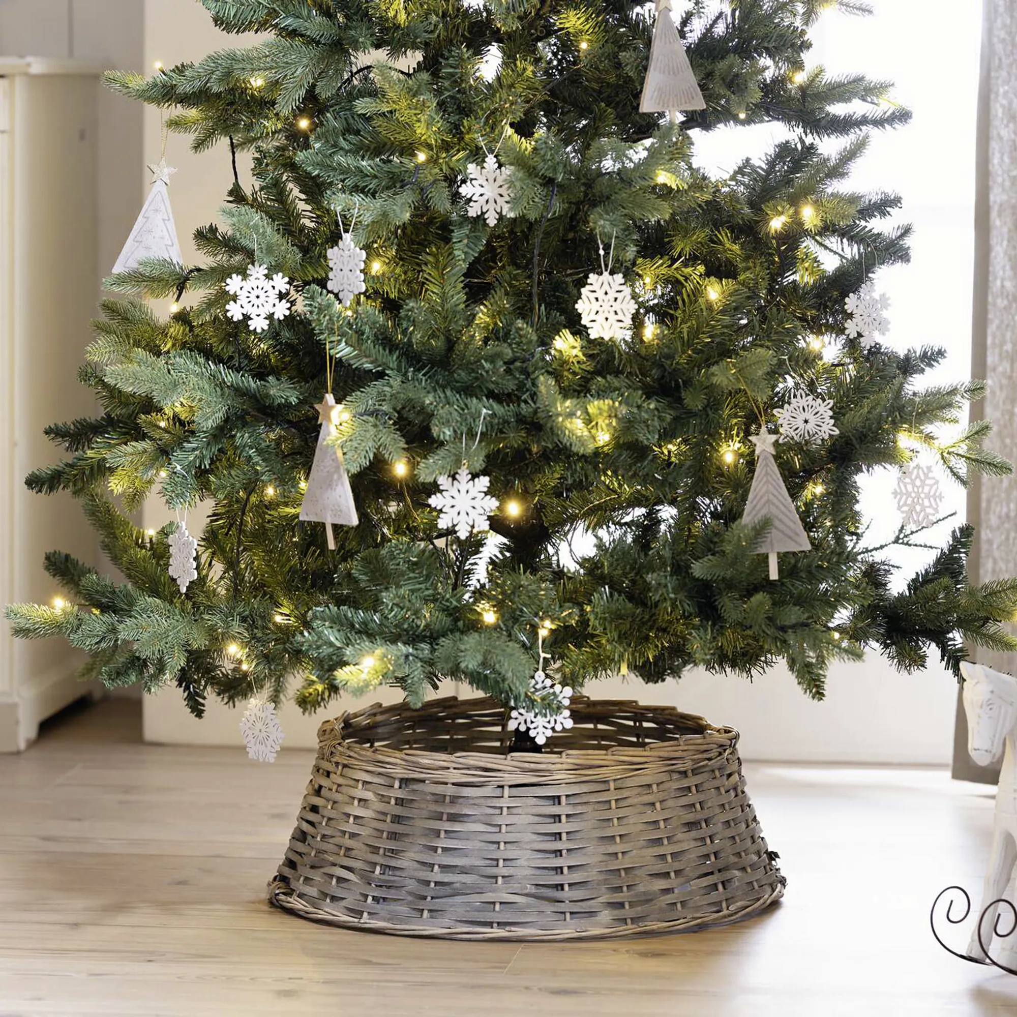 Weihnachtsbaumring "Grey"  im Frank Flechtwaren Online Shop kaufen