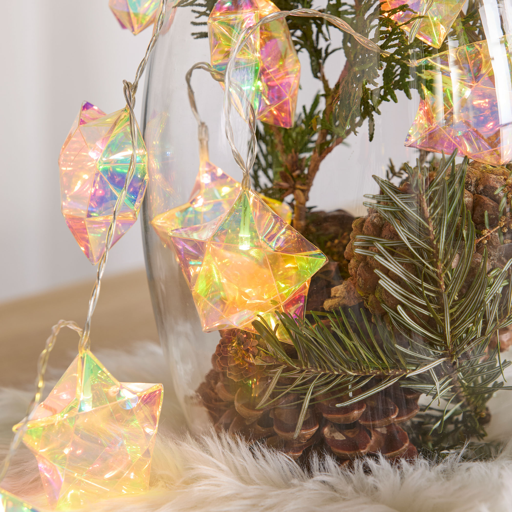 LED-Lichterkette "Rainbow-Stars"  im Frank Flechtwaren Online Shop für LED-Lichterketten kaufen