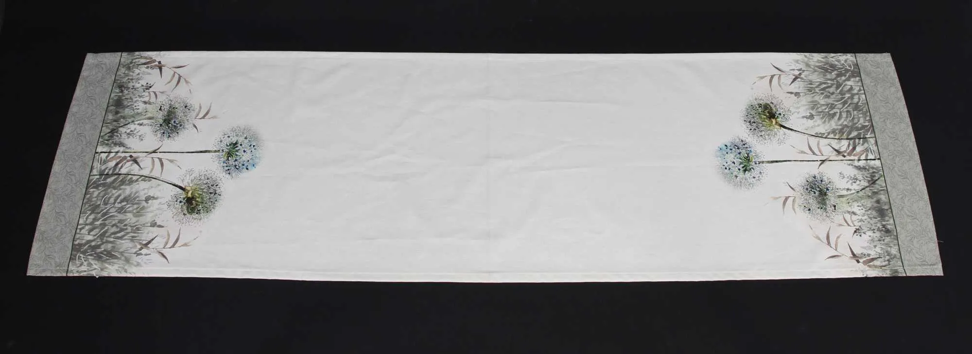 Tischläufer "Blütenwiese"  im Frank Flechtwaren Online Shop für Tischläufer kaufen