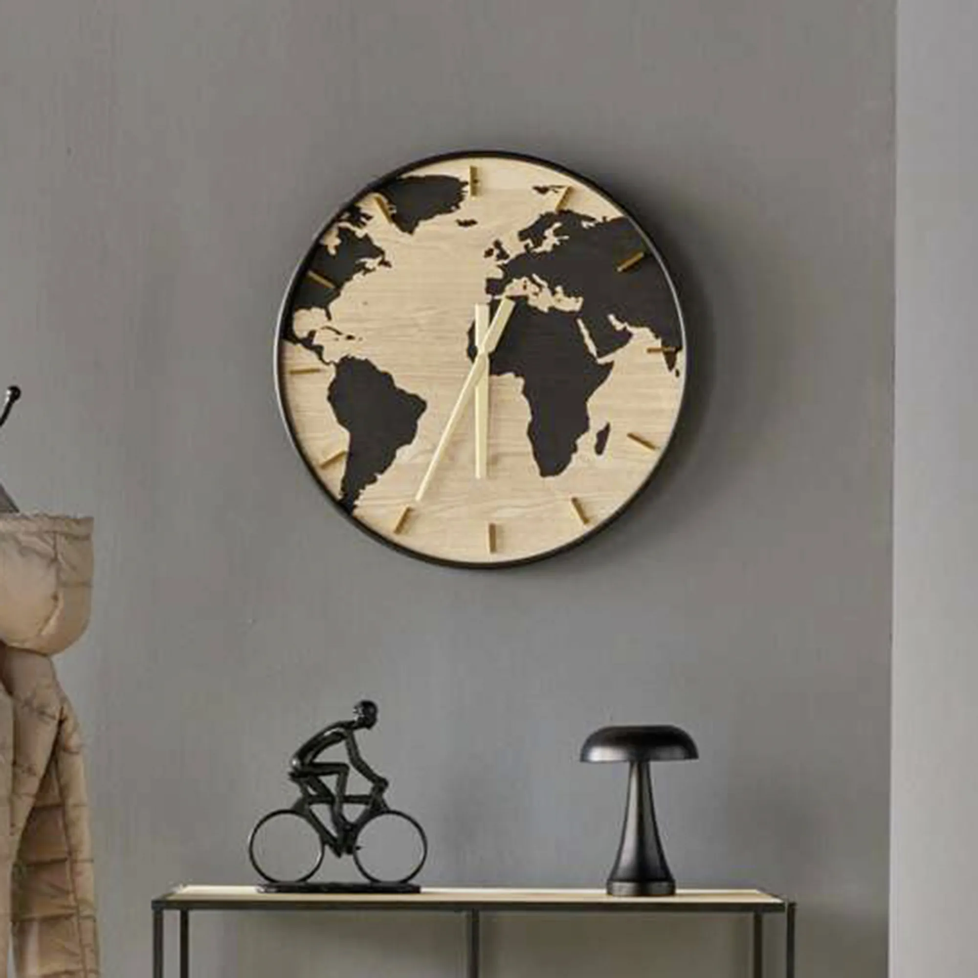 Wanduhr "Globetrotter"  im Frank Flechtwaren Online Shop kaufen